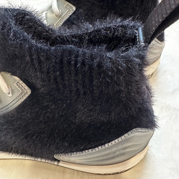 Christian Dior Black and White Sneakers - Picture 6 of 6